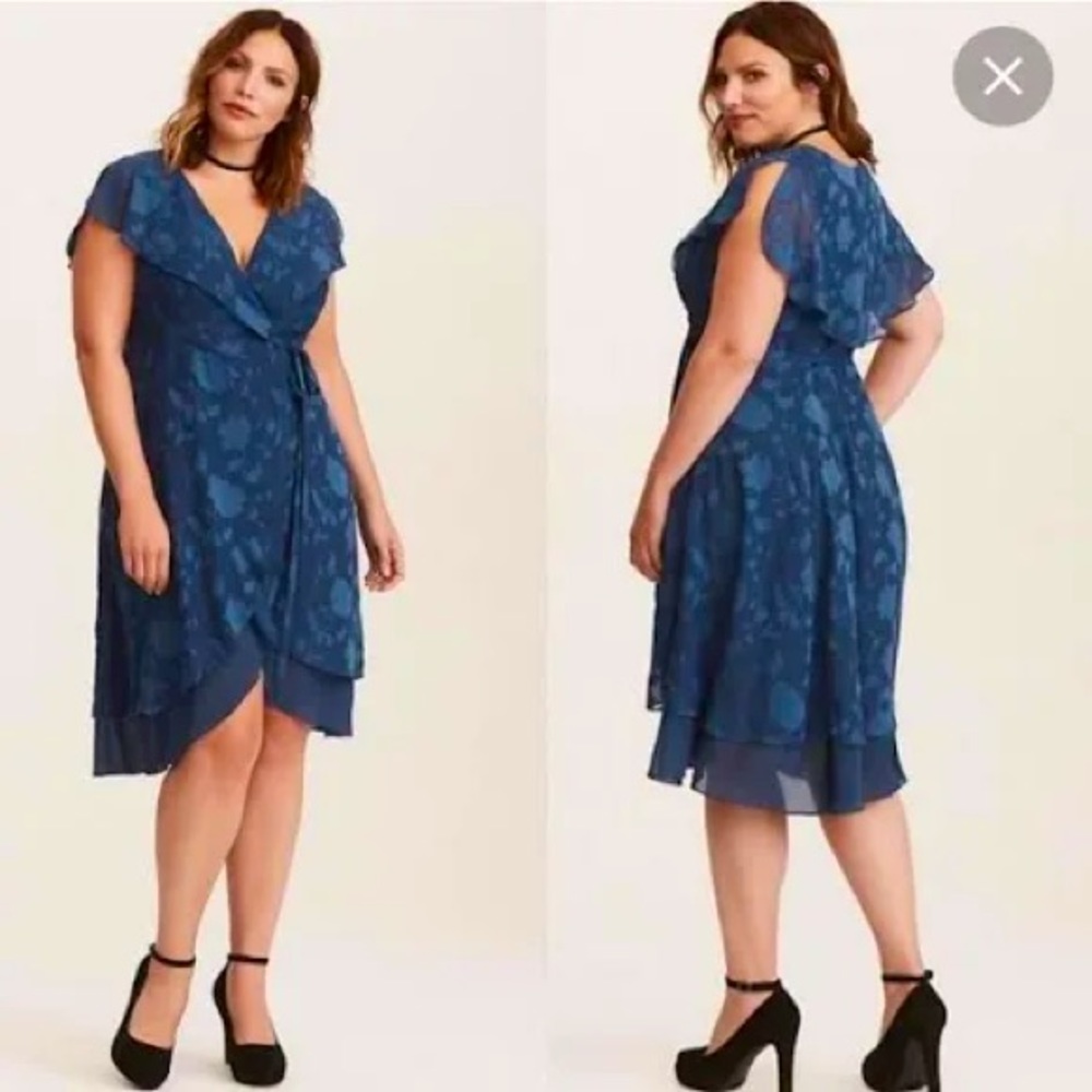 Torrid Navy Textured Wrap Dress 00 XLarge